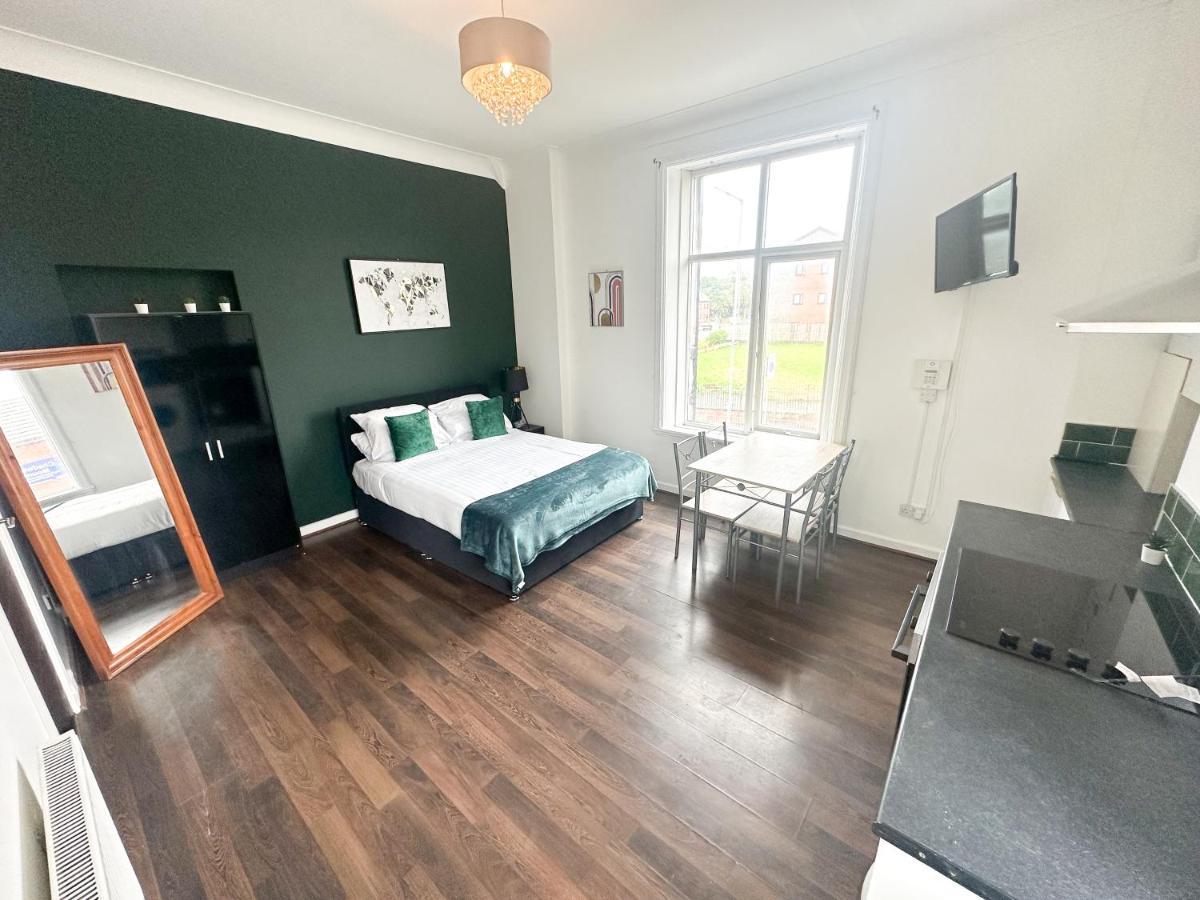 The Valley Inn Liverpool Bagian luar foto