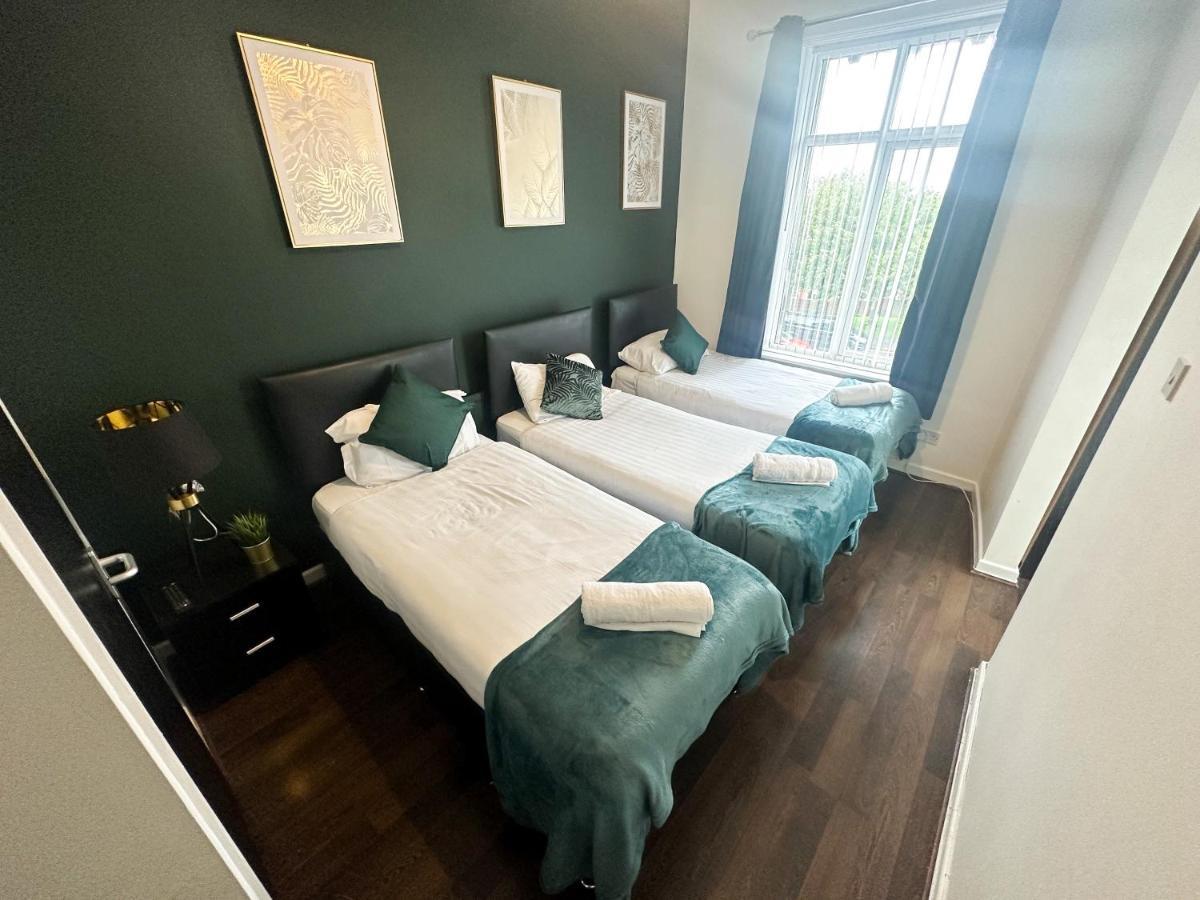 The Valley Inn Liverpool Bagian luar foto