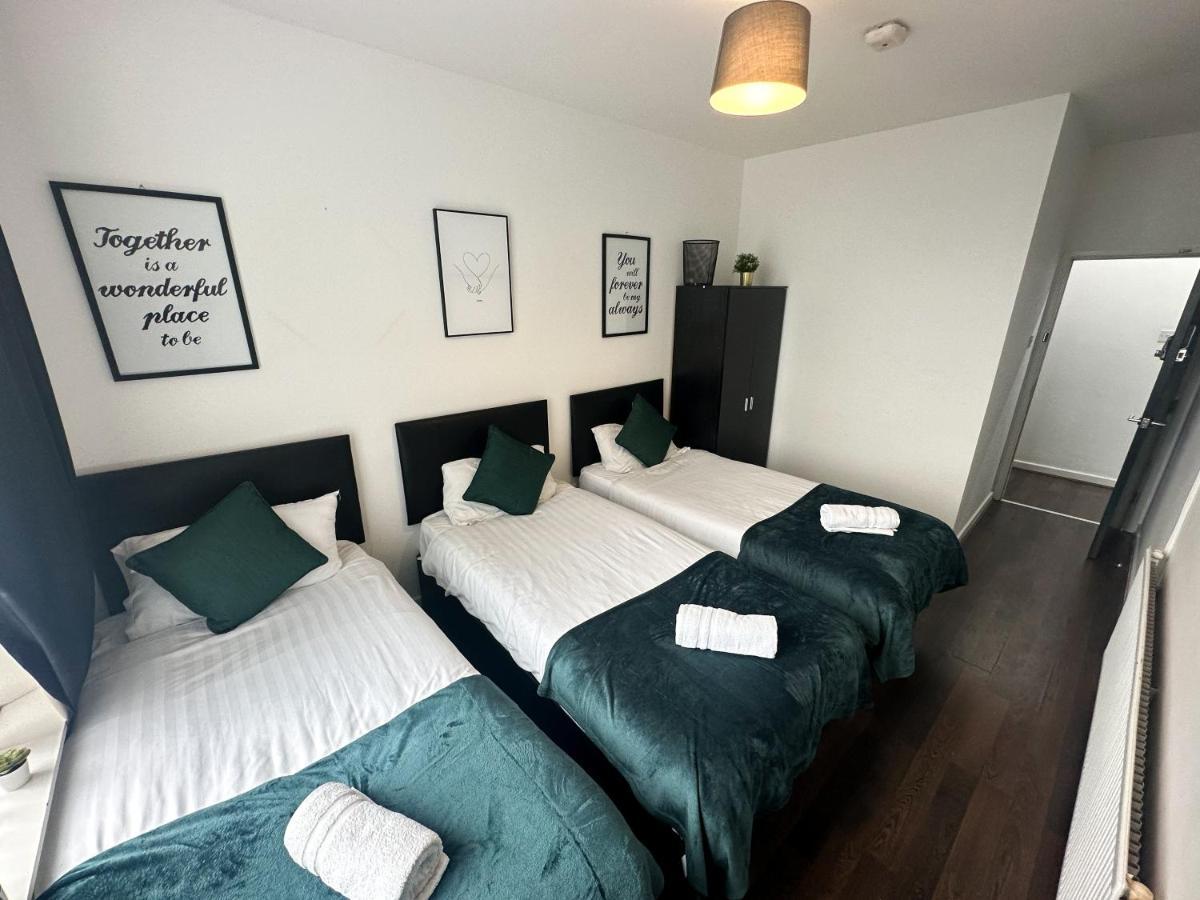 The Valley Inn Liverpool Bagian luar foto
