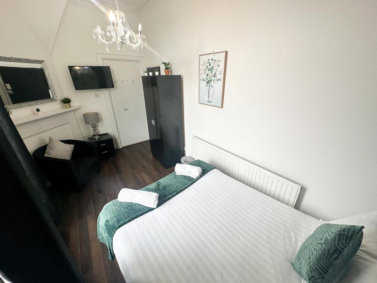 The Valley Inn Liverpool Bagian luar foto