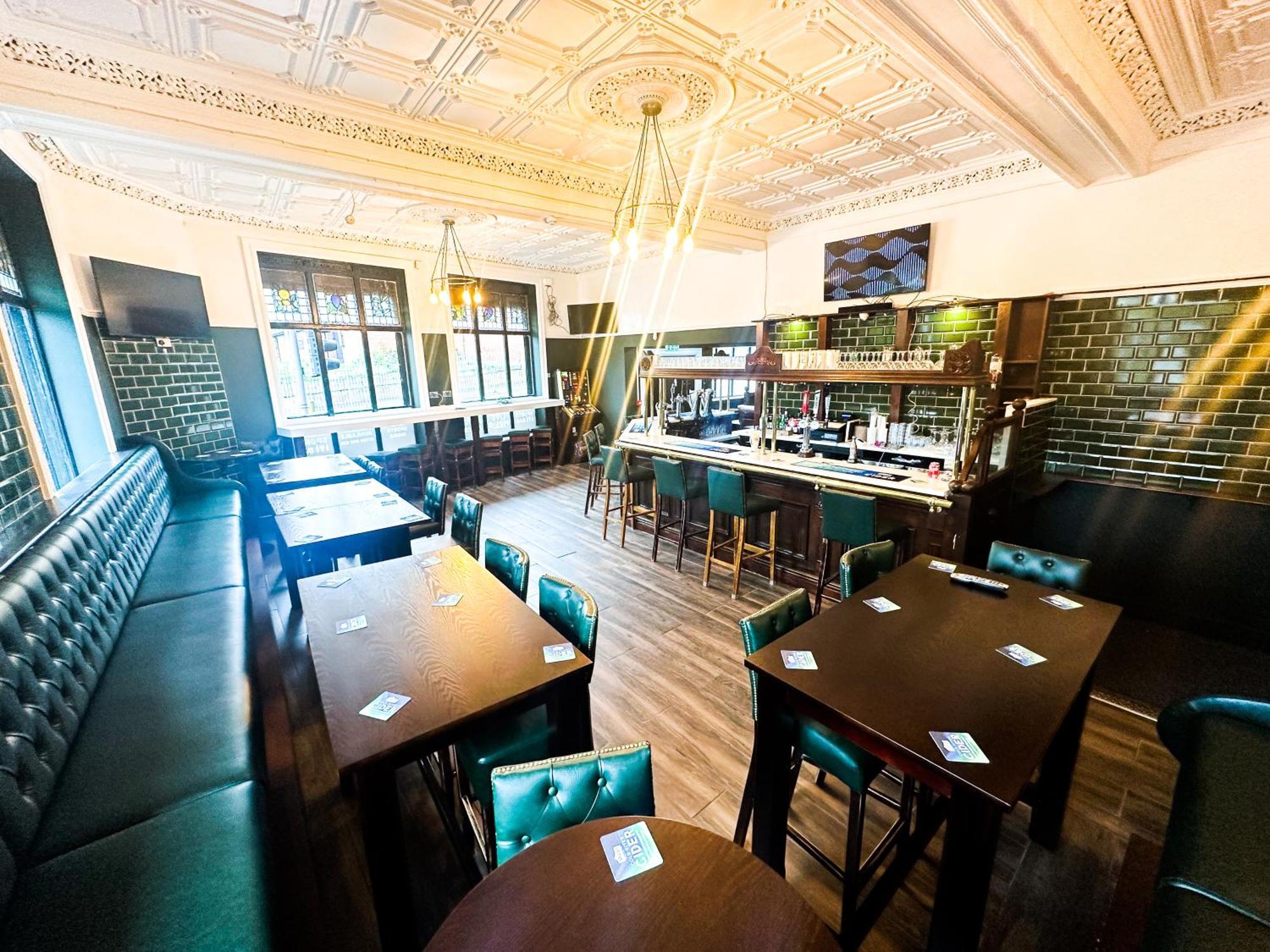 The Valley Inn Liverpool Bagian luar foto